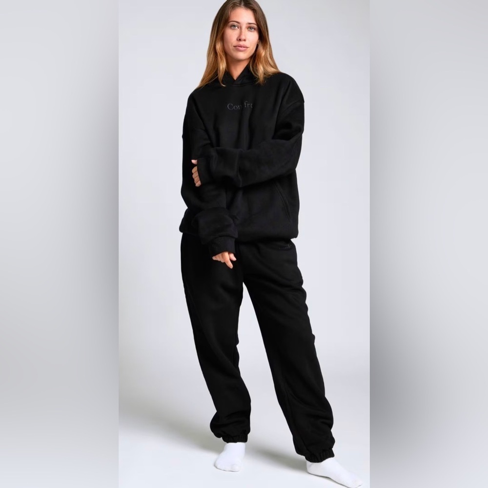 COMFRT Signature Sweatpants in Onyx Black Size Small Gorpcore Fleece Lounge - Picture 1 of 7